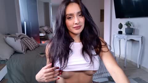 milana online show from March 2026 09:53:02 PM