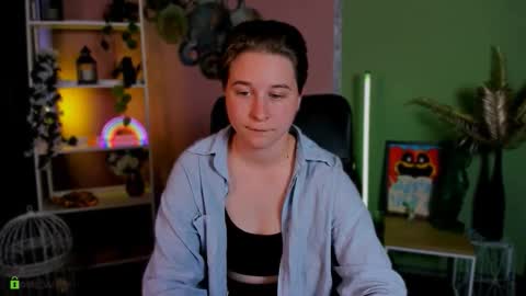 Snapshot of milana_stars chatting on September 2025 09:20:01 AM Mila online show from September 2025 09:20:01 AM