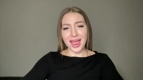 Milana online show from December 2024 09:28:01 PM