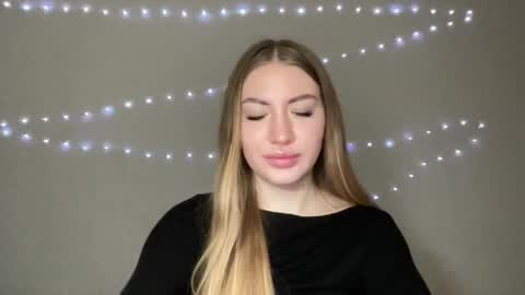 Milana online show from December 2024 07:49:01 PM