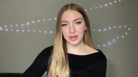 Milana online show from December 2024 01:33:01 PM