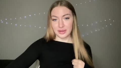 Milana online show from December 2024 06:49:02 PM