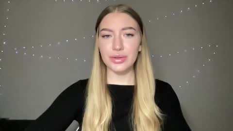 Milana online show from December 2024 11:59:01 AM