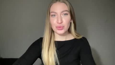 Milana online show from January 2025 09:20:01 PM