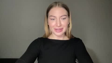 Milana online show from January 2025 09:19:01 PM