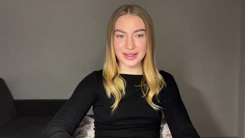 Milana online show from February 2025 12:25:02 PM