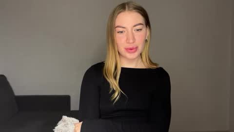 Milana online show from February 2025 08:46:01 PM