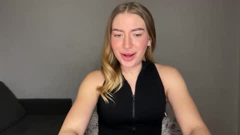 Milana online show from February 2025 07:27:02 PM