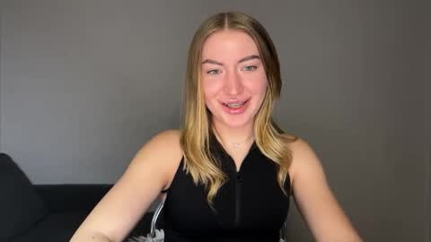 Milana online show from February 2025 09:46:02 PM