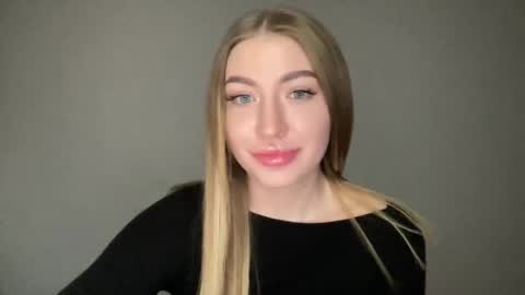 Milana online show from February 2025 03:06:01 PM