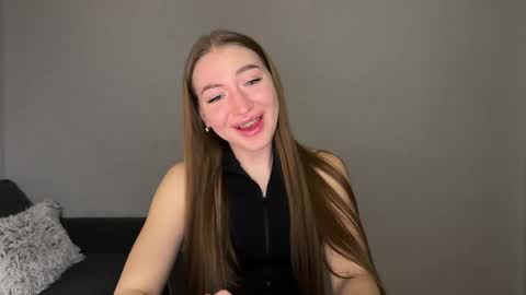 Milana online show from March 2025 08:12:01 PM