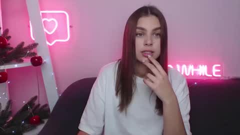 milanaangelas online show from December 2024 05:45:02 AM