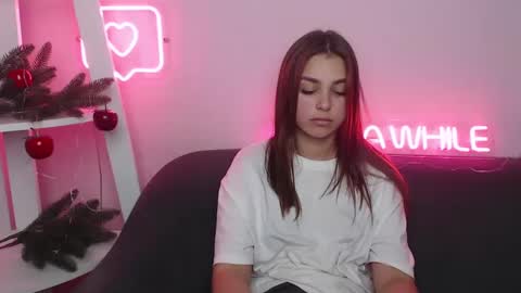 milanaangelas online show from December 2024 10:56:02 AM