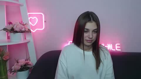 milanaangelas online show from January 2025 05:40:01 PM