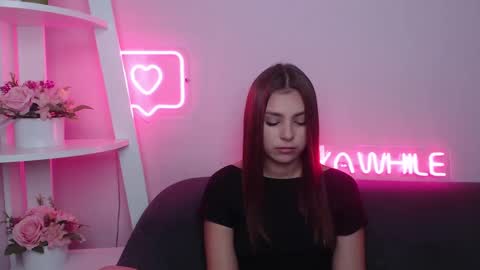 milanaangelas online show from February 2025 05:36:02 AM