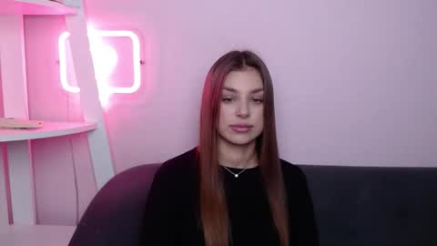 milanaangelas online show from March 2026 07:15:01 AM