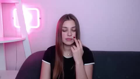 milanaangelas online show from March 2026 08:46:02 PM