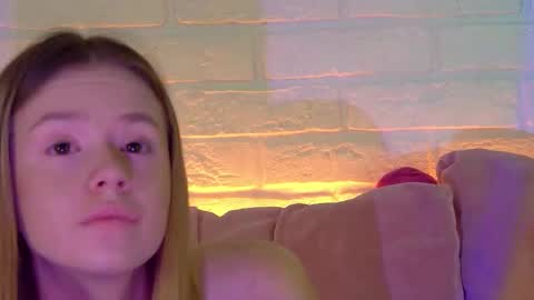 MilanaBalmain online show from November 2025 04:51:01 AM