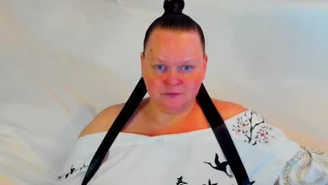 Snapshot of milanabiegert chatting on February 2025 05:50:02 PM Lana online show from February 2025 05:50:02 PM