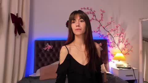 Snapshot of milanahottss chatting on December 2025 06:31:01 AM Milana online show from December 2025 06:31:01 AM