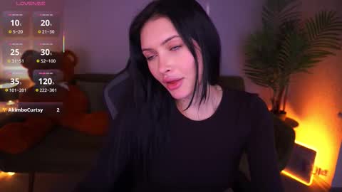 Snapshot of milanamusee chatting on December 2025 02:56:01 PM Milana online show from December 2025 02:56:01 PM