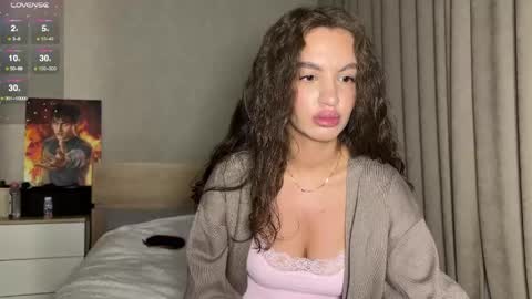 milanasugar online show from April 2026 10:00:02 PM