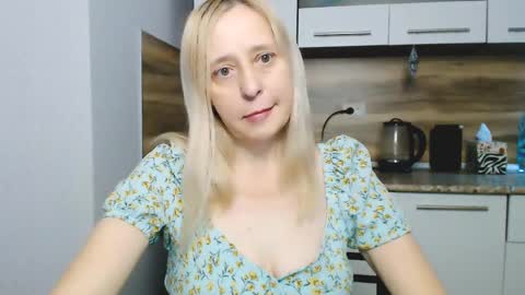 Milena online show from December 2024 04:36:02 AM