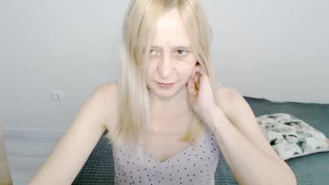 Milena online show from February 2025 07:59:02 AM