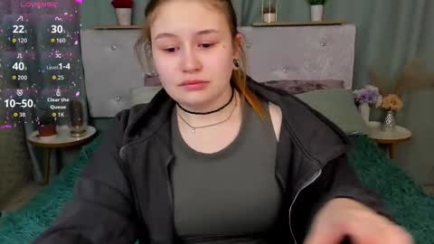 milanaxhoney online show from February 2026 01:03:01 AM