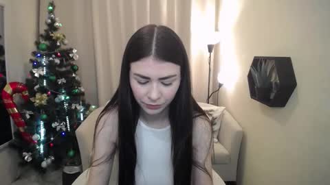 Snapshot of milasecretsss chatting on December 2025 07:14:02 AM milasecretsss online show from December 2025 07:14:02 AM