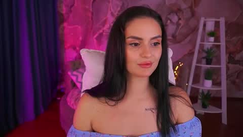 Snapshot of milashalovely chatting on December 2025 04:05:01 PM Milasha online show from December 2025 04:05:01 PM