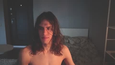 Snapshot of milaslovv chatting on June 2026 01:54:01 PM Mila online show from June 2026 01:54:01 PM