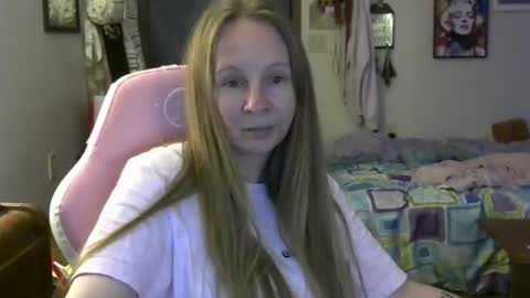 Snapshot of milastoned chatting on April 2026 01:41:02 AM Mila online show from April 2026 01:41:02 AM