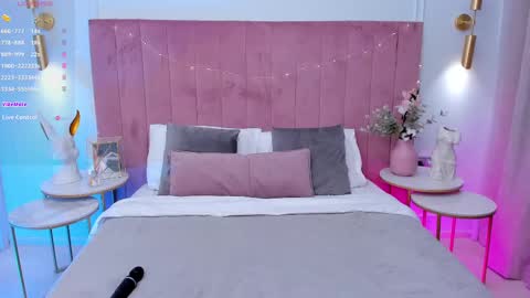 Snapshot of milavox chatting on March 2025 05:38:02 AM Mia online show from March 2025 05:38:02 AM