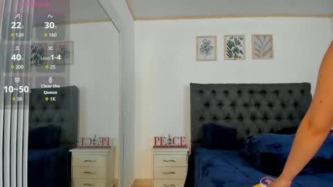 Camila online show from November 2025 04:08:02 PM