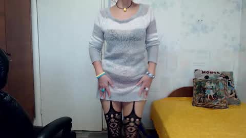 Snapshot of milayadflow chatting on November 2025 09:01:02 AM MilayaDFlow online show from November 2025 09:01:02 AM