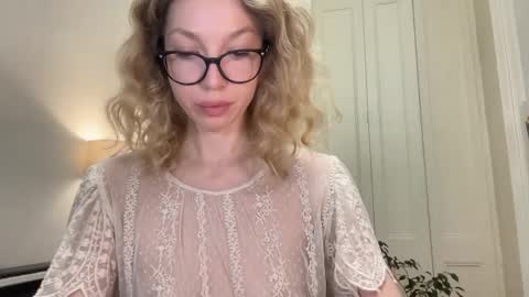 Snapshot of milayah chatting on October 2025 02:35:01 PM Mila online show from October 2025 02:35:01 PM