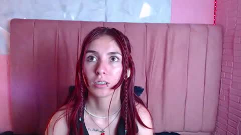 Ana online show from November 2025 10:37:02 PM