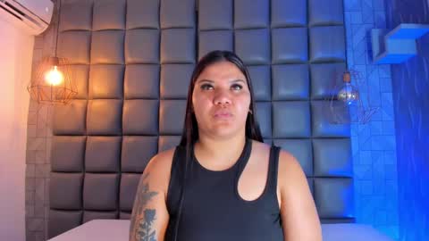 Snapshot of mile_u chatting on March 2025 02:09:01 AM Milena online show from March 2025 02:09:01 AM