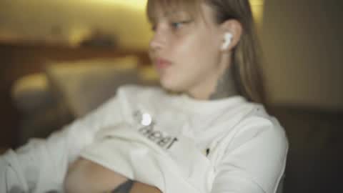 Snapshot of mileeena chatting on May 2026 11:07:02 AM M Telegram mamagotachannel online show from May 2026 11:07:02 AM