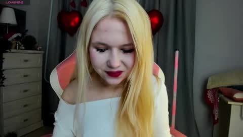 Snapshot of milemissyy chatting on February 2026 04:20:01 AM Mia online show from February 2026 04:20:01 AM