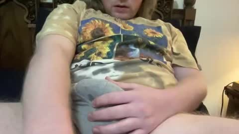 Snapshot of miles10101010 chatting on January 2025 03:58:02 AM miles slave master slut online show from January 2025 03:58:02 AM