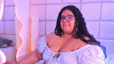 Miley online show from November 2025 09:15:01 PM