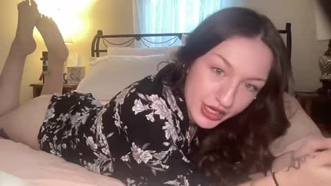 Snapshot of miley_monroee chatting on February 2025 11:16:01 PM miley_monroee online show from February 2025 11:16:01 PM