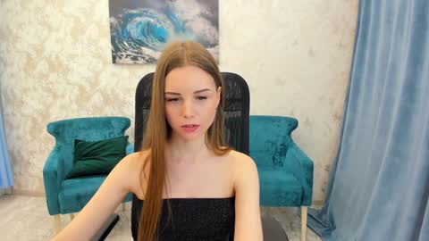 mileygloss online show from February 2025 02:43:01 PM