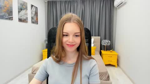 mileygloss online show from February 2025 07:43:01 AM