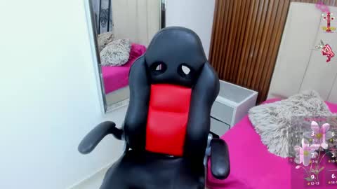 Snapshot of mileyjoas chatting on September 2025 07:27:01 PM MILEY online show from September 2025 07:27:01 PM