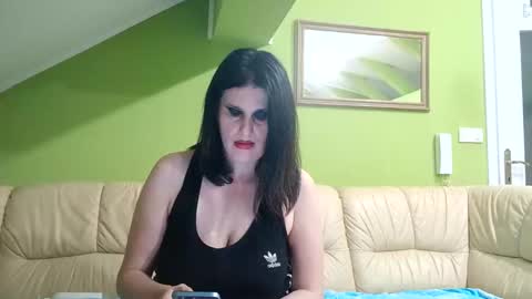 Snapshot of milf44milf chatting on May 2026 05:41:02 PM milf44milf online show from May 2026 05:41:02 PM