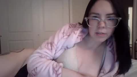 milf4you6 online show from December 2025 01:33:02 AM