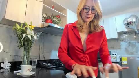 ASHLEY online show from January 2025 04:51:02 PM